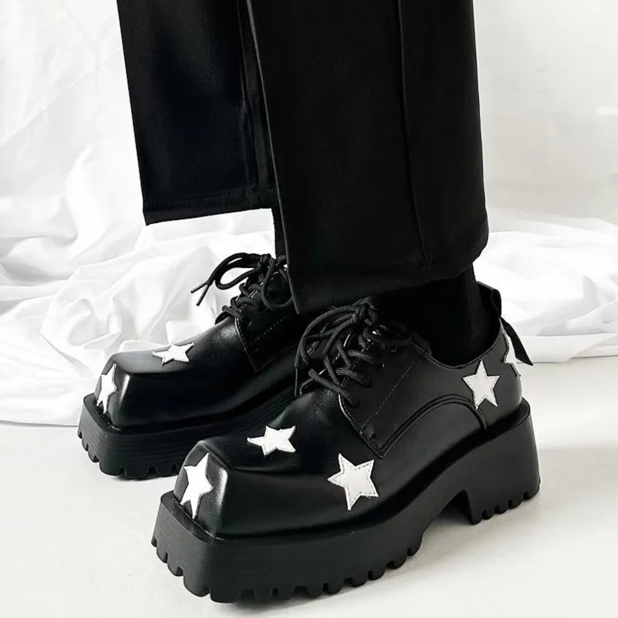 Chunky Platform Derby Shoes - Stars - III - 🖤