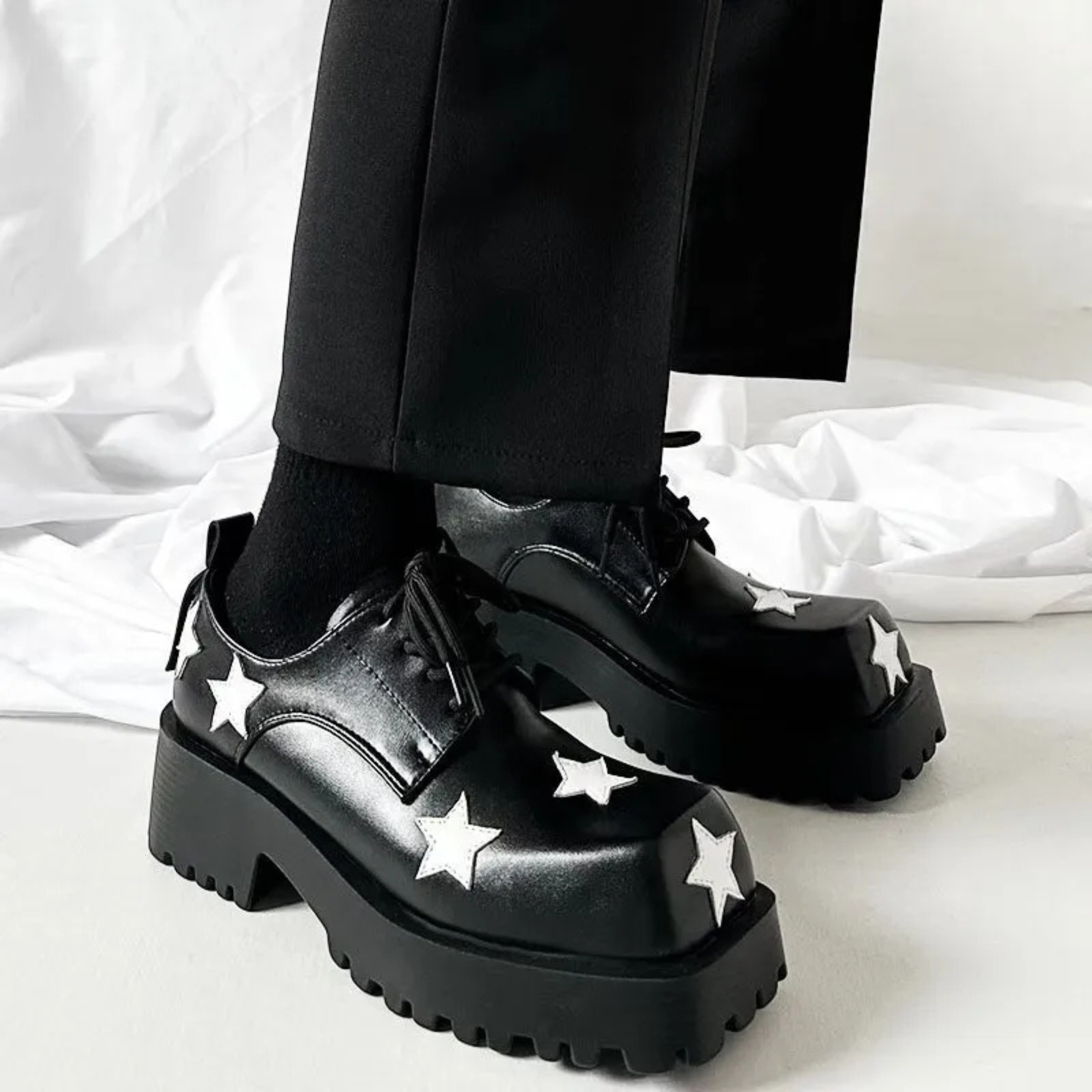 Chunky Platform Derby Shoes - Stars - III - 🖤