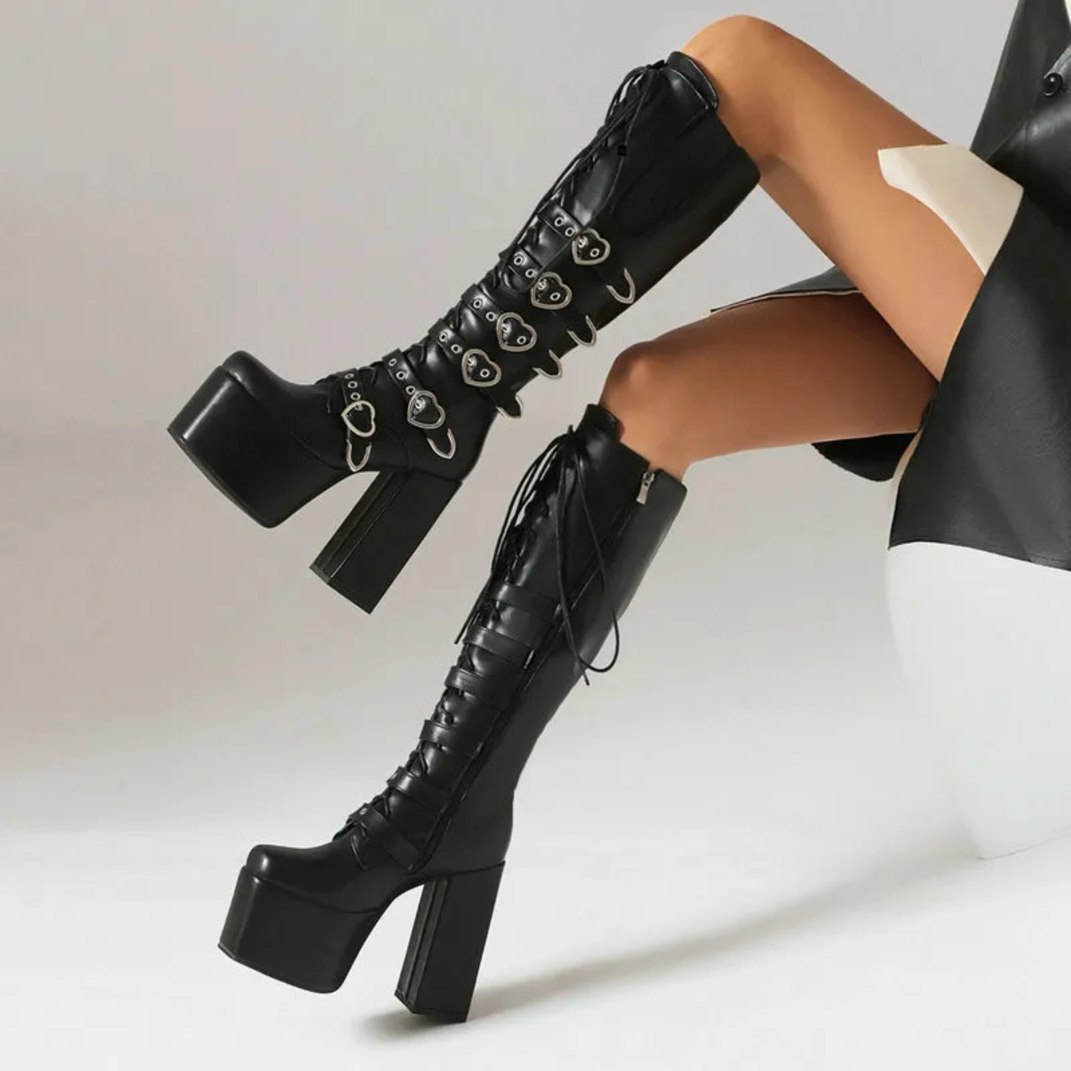 High Heels XL Platform Knee-high Boots - Metal Hearts - I - 🖤