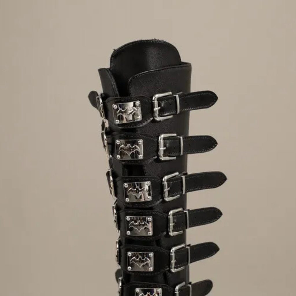 Platform Wedges Knee-high Buckles Boots - II - 🖤