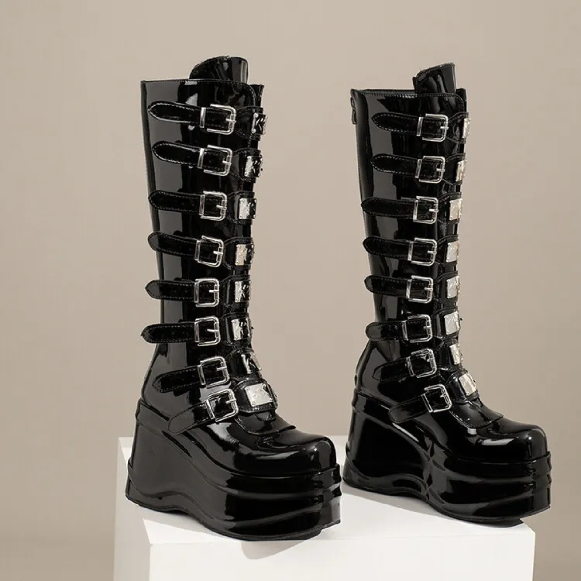 Platform Wedges Knee-high Buckles Boots - II - 🖤